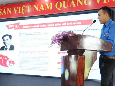 Đoàn trường DLA: Tổ chức học tập chuyên đề Lý luận chính trị cho đoàn viên năm 2022