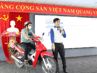 Tập huấn kiến thức An toàn giao thông và kỹ năng lái xe an toàn cho sinh viên