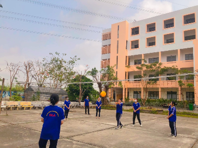 Sôi nổi Giải bóng chuyền hơi nữ sinh viên Trường DLA