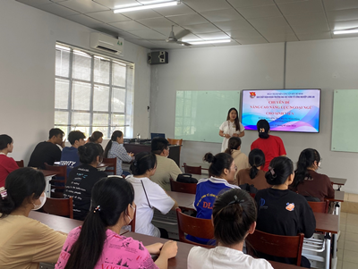 Đoàn Trường DLA: Hoạt động “Nâng cao năng lực ngoại ngữ cho sinh viên”