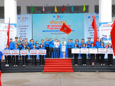 Đoàn Trường DLA: Tham dự Lễ ra quân Chiến dịch Thanh niên tình nguyện Hè năm 2024 