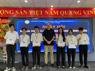 Ngày hội khoa học công nghệ cho sinh viên TECHFEST 2024