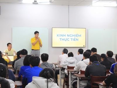 Chuyên đề “Chiến lược truyền thông” – Kết nối kiến thức, truyền cảm hứng nghề nghiệp